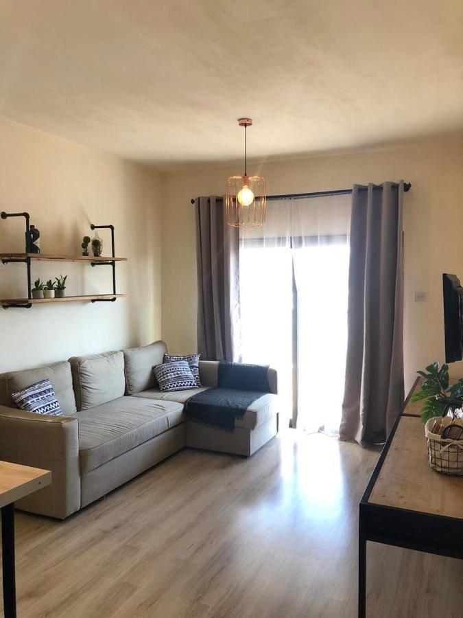 Evitas House Paphos Bagian luar foto