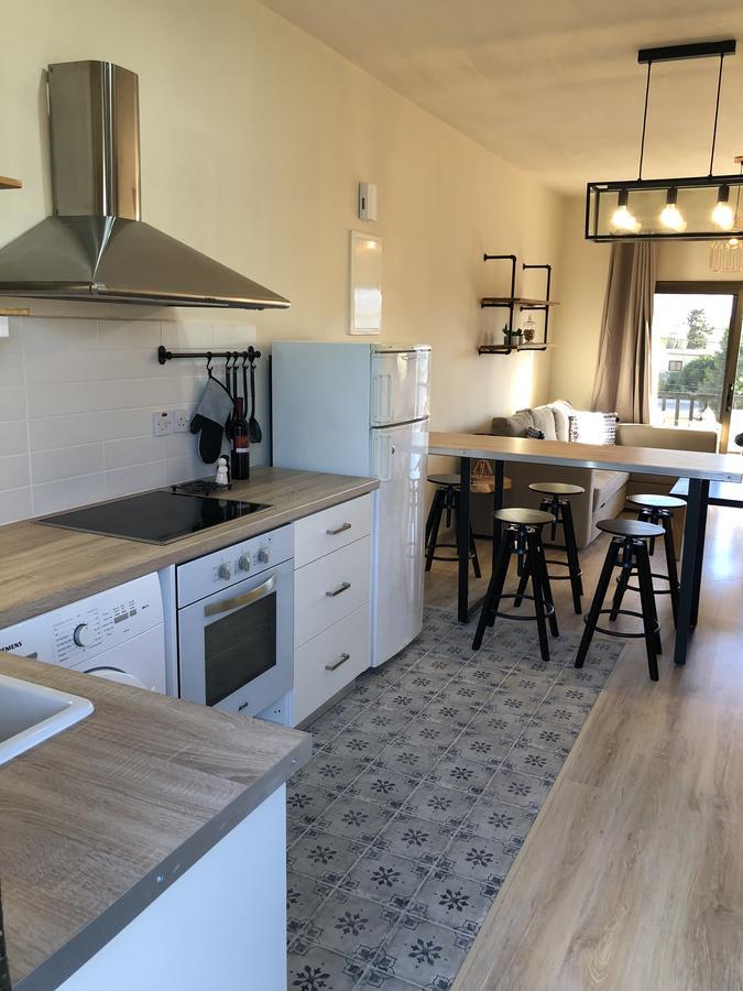 Evitas House Paphos Bagian luar foto
